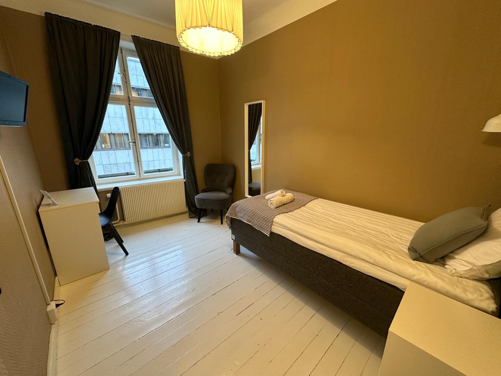 Vattengraendens Vandrarhem & Hotel نورشوبينغْ الغرفة الصورة